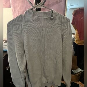 H&M Women's Light Gray Crewneck Sweater